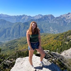 Meet your Posher, Kura